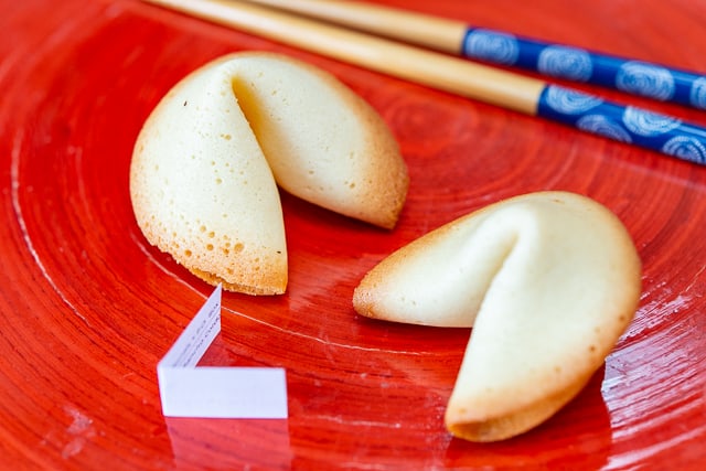 Best Fortune Cookies Recipe- How To Make DIY Fortune Cookies