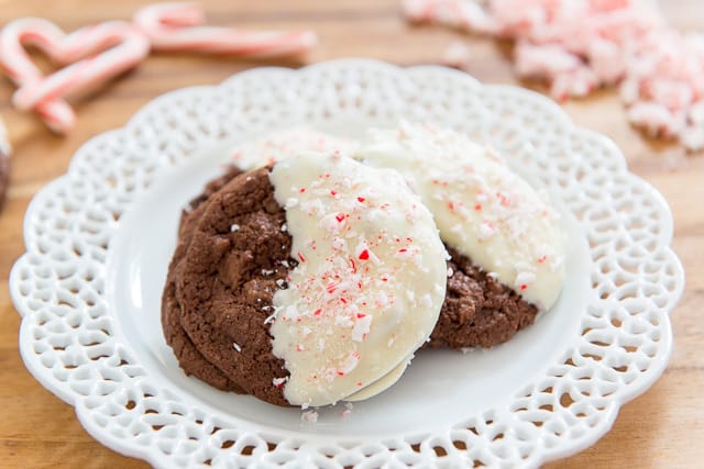 Candy Cane Frosted Cookies - The Baking ChocolaTess