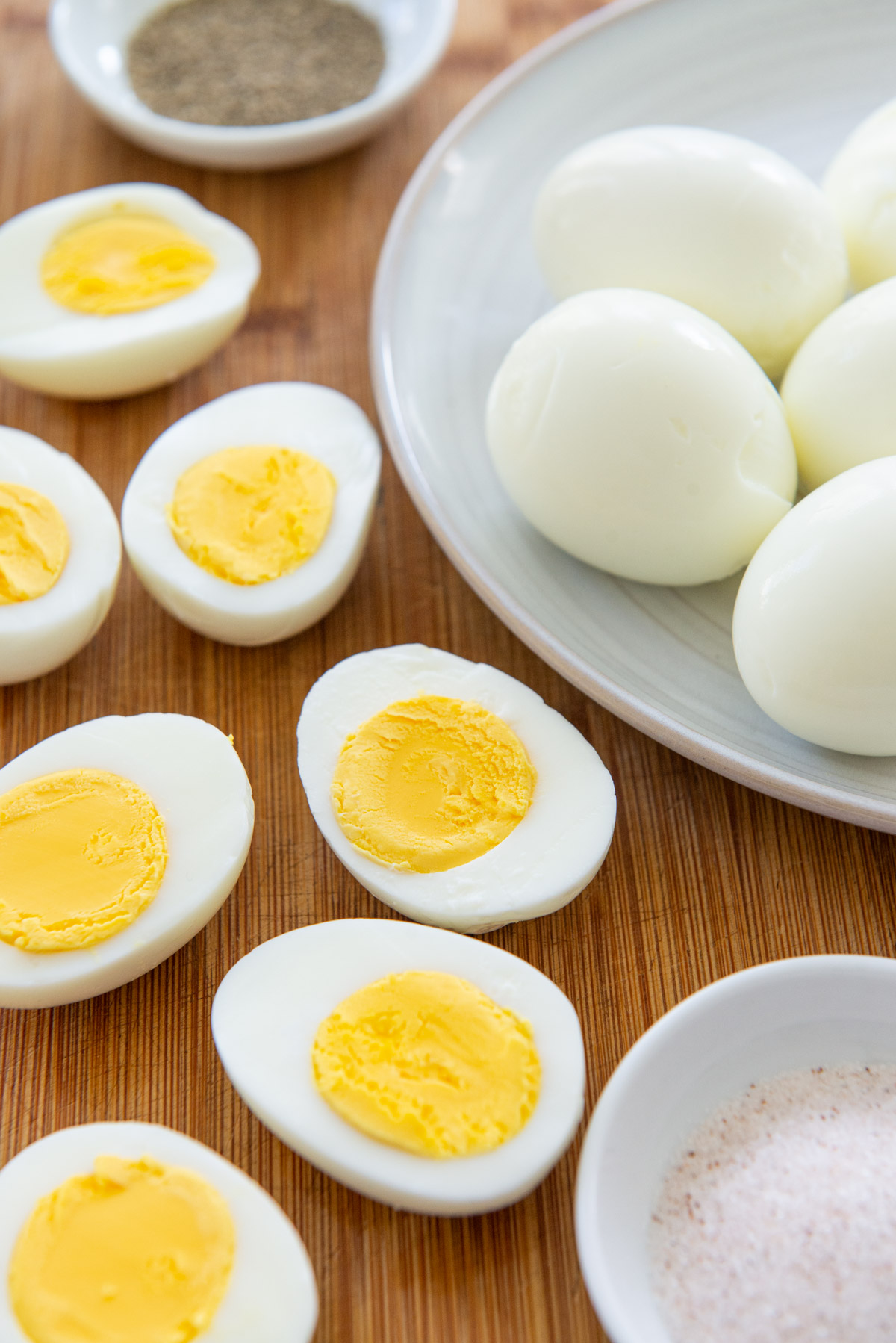 How to Peel Soft-Boiled Eggs - Insanely Good